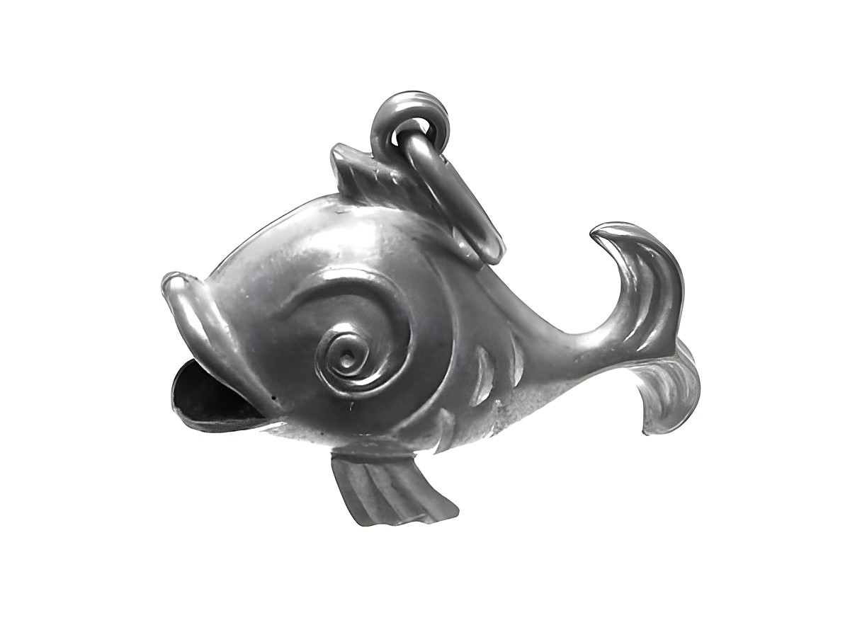 Silber Anhänger in Form eines 3D plastischen Goldfischs, hergestellt von Juwelier Harnisch, ideal für Tierliebhaber und Schmuckfans.