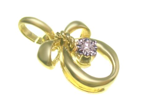 Design Diamant Gold 585 Anhänger aus Gelbgold mit einem funkelnden Diamanten in der Mitte, entworfenen Schleifen und einer eleganten Verarbeitung vom Hersteller Juwelier Harnisch.