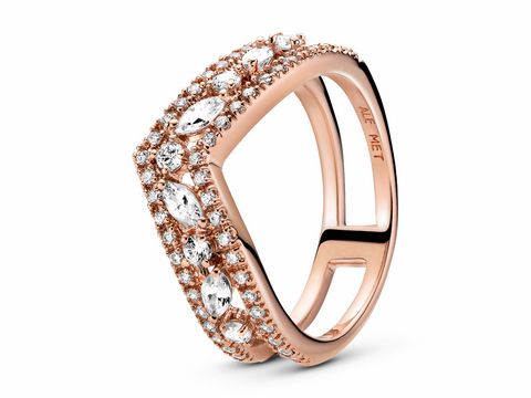 189095048-0 Designring von Pandora aus Silber und Roségold, Größe 48, geschmückt mit funkelnden Steinen, elegantes und modernes Design für besondere Anlässe.