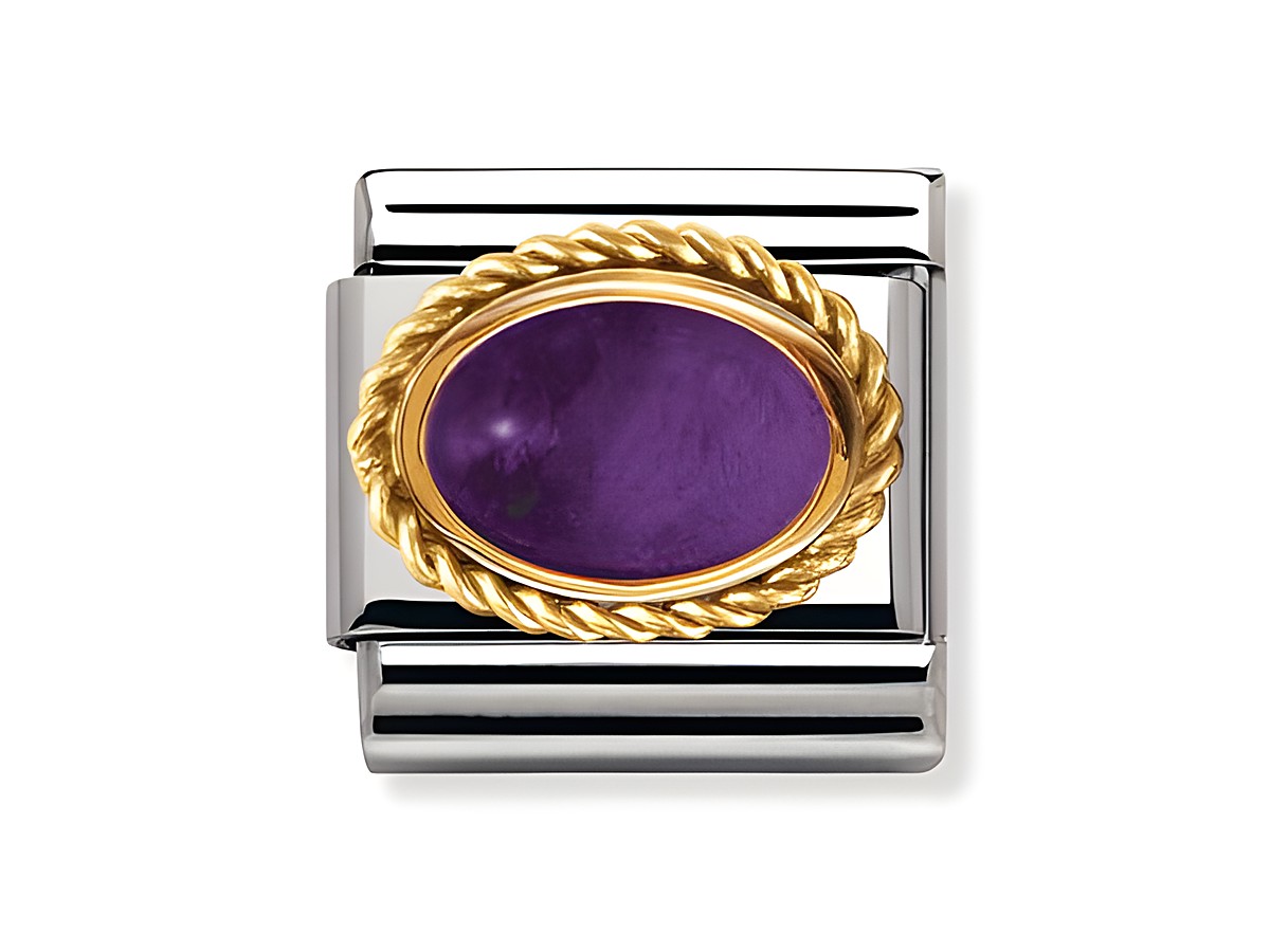 Classic Kordel Amethyst mit Goldrand von Nomination, ovaler Amethyst, umrahmt von einer goldenen Kordel, auf einem silberfarbenen Hintergrund, elegant und stilvoll gestaltet.