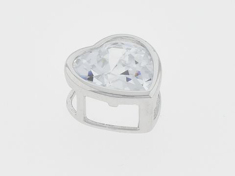 Silber Anhänger in Herzform, lieblich gestaltet mit klarem Zirkonia, Hersteller: Juwelier Harnisch, ideal für jeden Anlass und als besondere Geschenkidee.