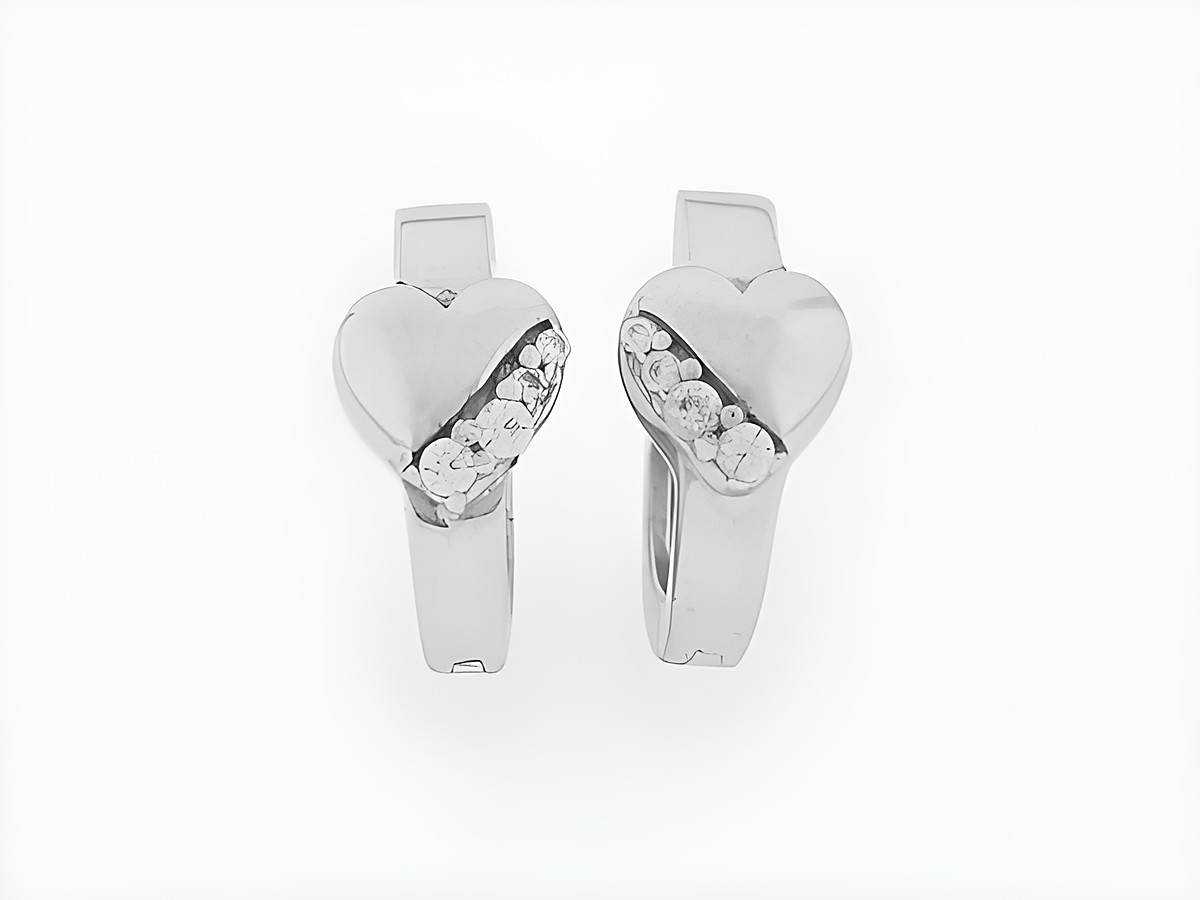 Creolen aus Silber rhodiniert in Herzform mit schillerndem Zirkonia von 1,1 mm, geeignet für Kinder, hergestellt von Juwelier Harnisch.