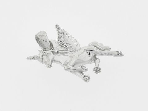 Geflügeltes Einhorn Silber Anhänger magisch rhodiniert mit Zirkonia von Juwelier Harnisch, detailreich gestaltet, ideal für Tierliebhaber und Schmuckenthusiasten.