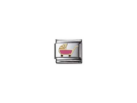 Eine emaillierte Charm von Nomination zeigt einen rosa Kinderwagen mit einem gelben Verdeck, auf einem silbernen Hintergrund. Ideal für eine persönliche Schmuckkollektion.