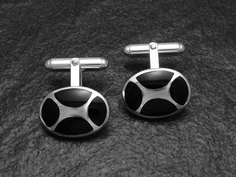 30066-0 Designer Manschettenknöpfe SILBER mit Onyx im eleganten ovalen Design, Hersteller Juwelier Harnisch, mit echtem Stein, ideal für festliche Anlässe oder als stilvolles Accessoire.