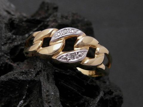 Gold Ring nobel Gold 585 bicolor mit Diamanten von Juwelier Harnisch in Größe 51, bis Größe 52/17, im eleganten Design gefertigt, ideal für besondere Anlässe.
