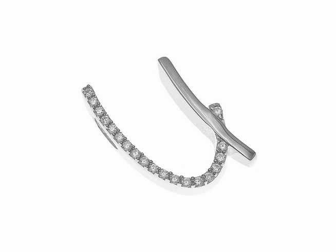 Anhänger aus poliertem rhodiniertem Sterling Silber in Form des Buchstabens U, verziert mit funkelnden Zirkonia-Steinen, Hersteller Juwelier Harnisch.