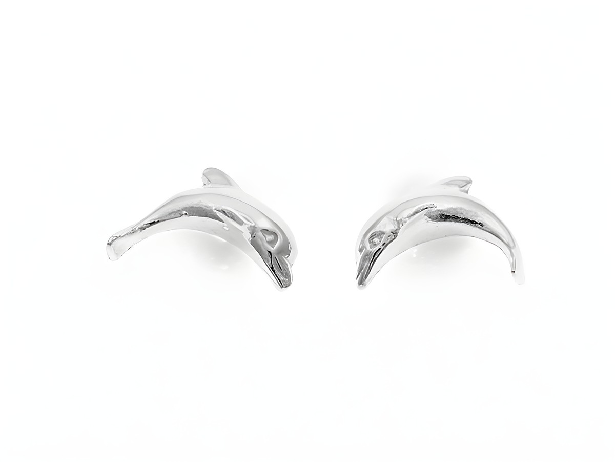 Ohrringe Delfin aus Silber 925 für Kinder, hergestellt von Juwelier Harnisch, sind niedliche, tierische Ohrringe in Form von Delfinen, ideal für kleine Tierliebhaber.