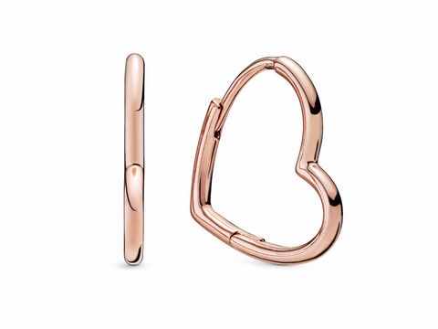 Asymmetrische Creolen aus Roségold, in Herzform gestaltet, von Pandora, elegant und modern, ideal für besondere Anlässe oder den Alltag.