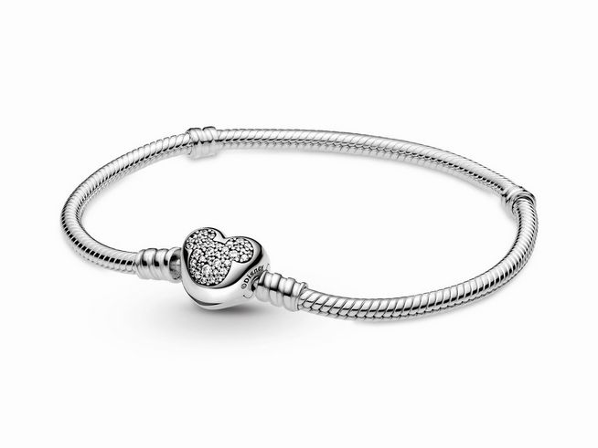 Silbernes Pandora Armband mit Micky Maus Verschluss, Zirkonia-Besatz und einer Länge von 23 cm, Hersteller Pandora, ideal für Charm-Armbänder.