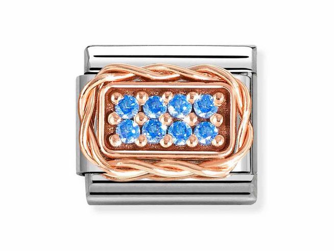 Zirkonia in hellblau, eingefasst in eine roségoldene Umrandung, die mit einem geflochtenen Detail verziert ist, ergänzt durch Edelstahl, bietet einen eleganten Akzent für das Armband.