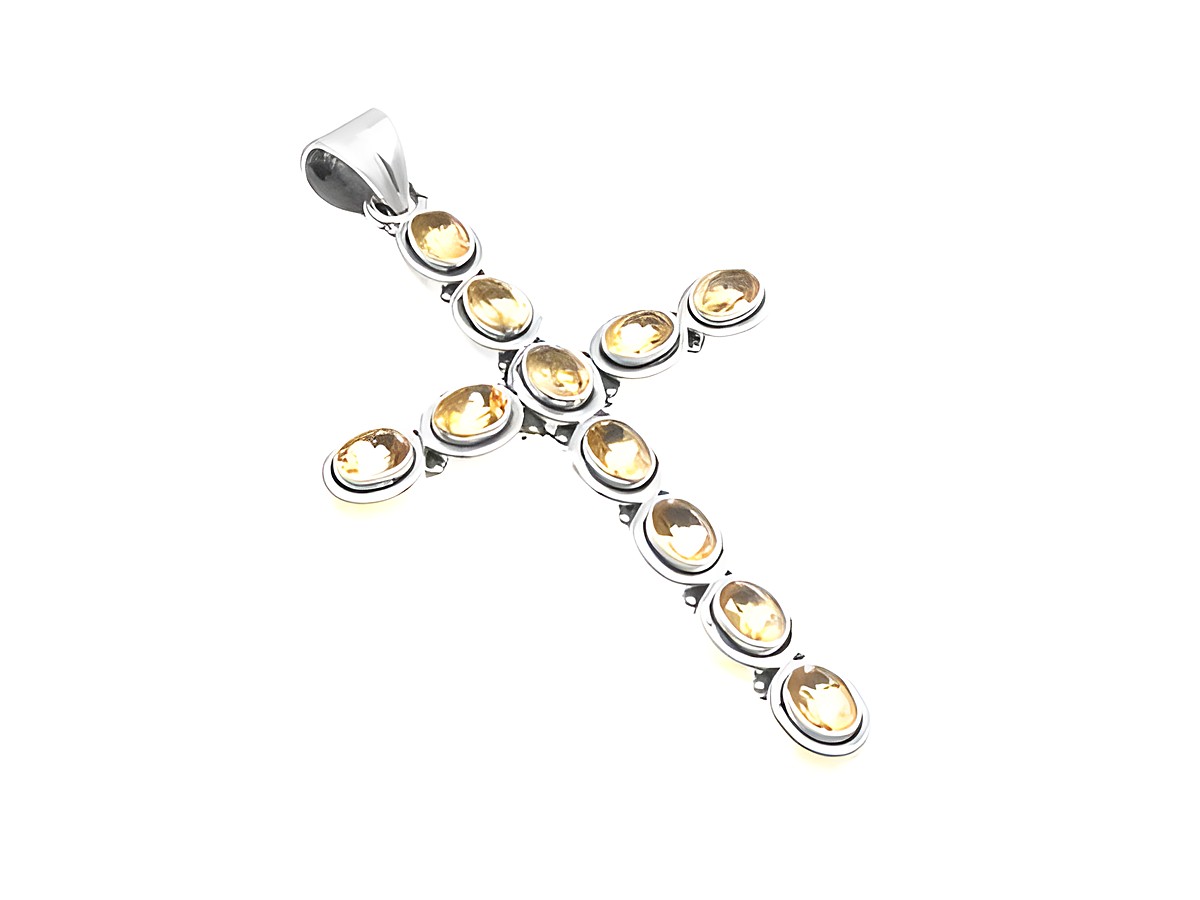 Citrin Kreuz aus Sterling Silber mit mehreren Citrinsteinen, glänzende Verarbeitung, elegant und zeitlos, idealer Schmuck für besondere Anlässe, Hersteller Juwelier Harnisch.