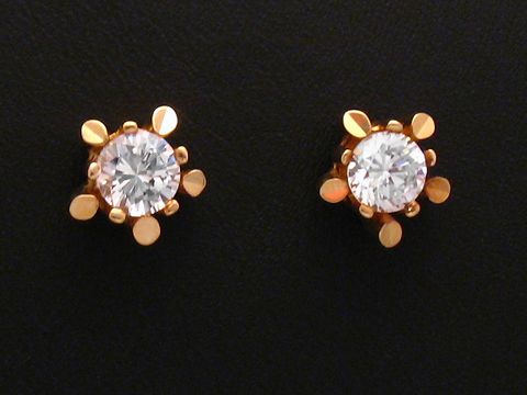 Ohrringe Zirkonia Gold 585 Ohrstecker vom Hersteller Juwelier Harnisch, funkelnde Zirkoniasteine in elegantem Design, perfekt für jeden Anlass.