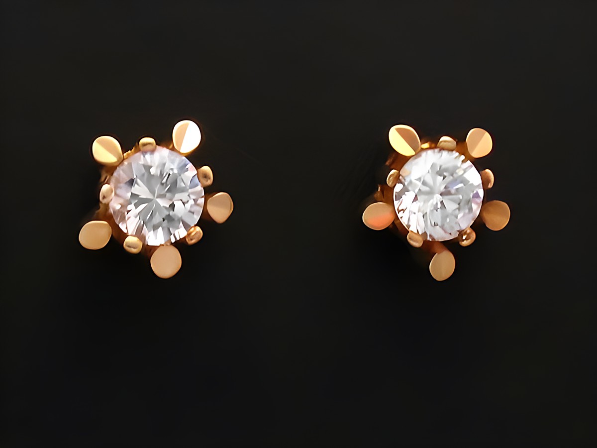 Ohrringe Zirkonia Gold 585 Ohrstecker vom Hersteller Juwelier Harnisch, funkelnde Zirkoniasteine in elegantem Design, perfekt für jeden Anlass.