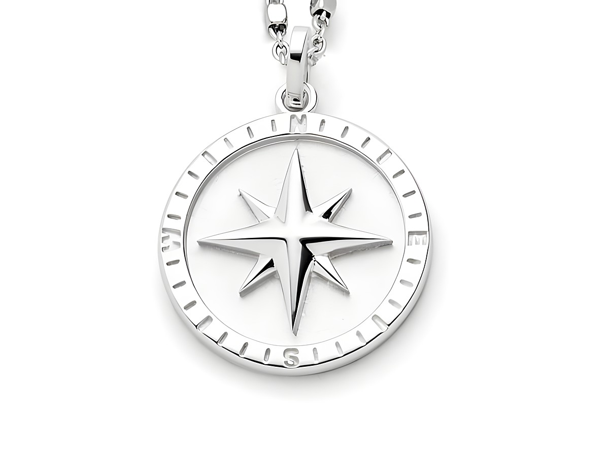 Sterling Silber Anhänger in Form einer Kompassrose mit rhodiniertem Finish, der eine klare und modern gestaltete Spitze zeigt, ideal für vielseitige Trageanlässe.