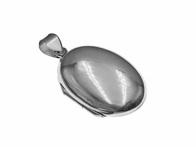 Oval Sterling Silber Medaillon mit einem Durchmesser von 34 mm, hergestellt von Juwelier Harnisch, glänzende Oberfläche und elegantes Design.