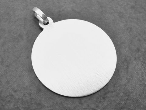 Silber Anhänger mit 28 mm Durchmesser, mattiert und poliert, rund gestaltet, von Hersteller Juwelier Harnisch, schlichtes und elegantes Design.
