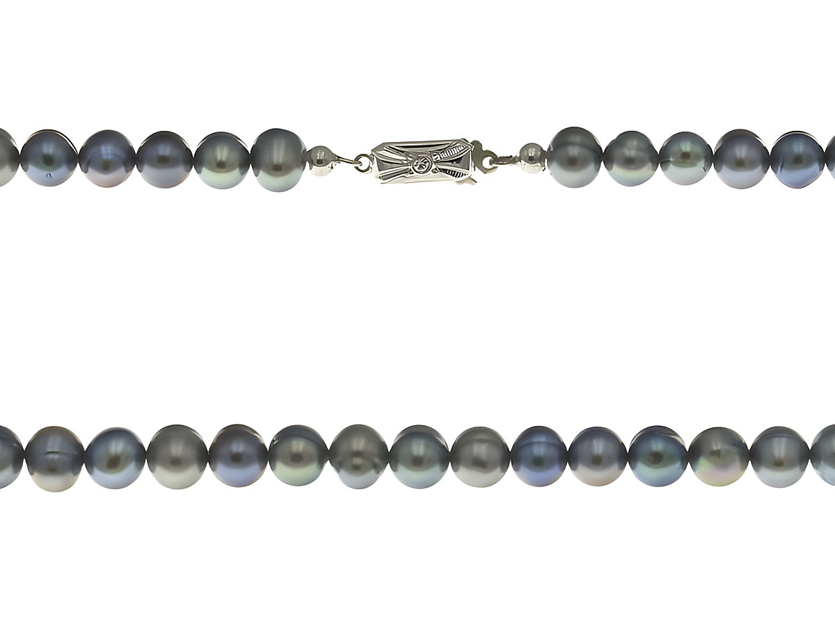 Perlenkette 43 cm in Blau/Grau aus Süßwasser Zuchtperlen des Herstellers Juwelier Harnisch, elegant und bunt mit einem dekorativen Verschluss.