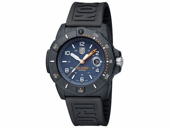Luminox XS.3602.NSF NAVY SEAL 3600 SERIES Uhr in Schwarz und Blau mit 45 mm Gehäuse, robustem Design und rutschfestem Gummiarmband, ideal für sportliche Aktivitäten und Abenteuer.
