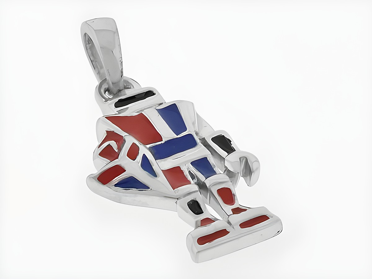 Silber Anhänger in Form eines Ritters, rhodiniert mit roten und blauen Lackakzenten, originell designt für Kinder, Hersteller Juwelier Harnisch.