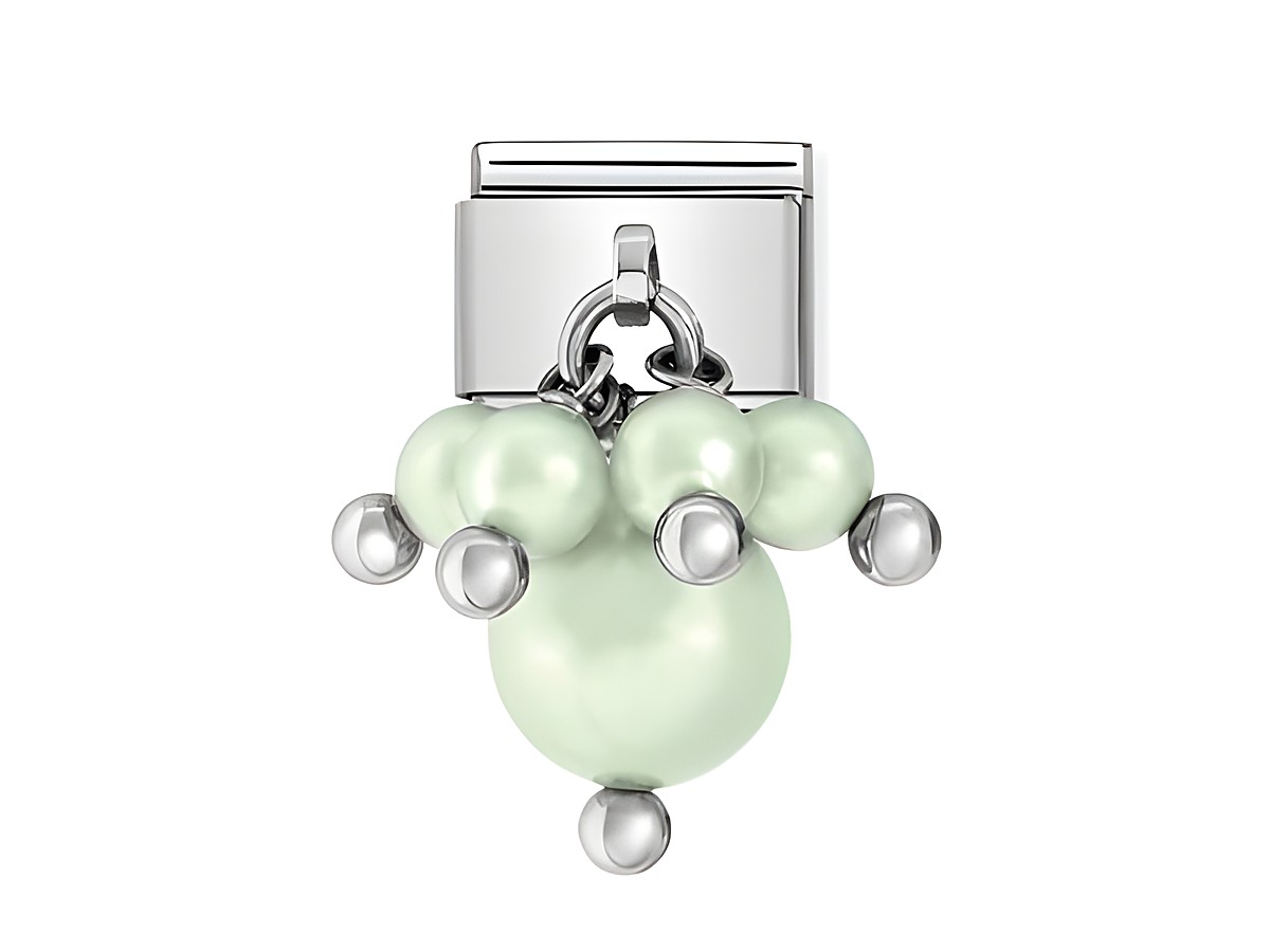 Charm von Nomination Classic in pastellgrün mit glänzenden Perlen und silbernen Elementen, ideal für die individuelle Gestaltung von Armbändern.