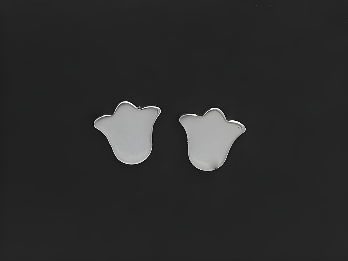 Edelstahl Ohrringe in Form von Tulpen als Ohrstecker, hergestellt von Juwelier Harnisch, zeitloses Design, ideal für jeden Anlass.
