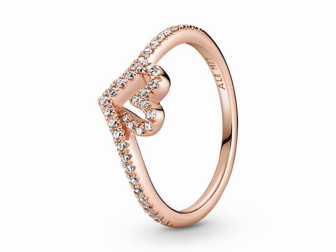 Roségoldener Ring von Pandora in Herzform, verziert mit funkelnden Zirkonia-Steinen, Größe 58, ideal für romantische Anlässe.