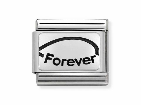 Oxidierte Plakette aus Edelstahl mit dem Schriftzug Forever in Schwarz, Teil der Nomination Composable Classic Kollektion, ideal für individuelle Armbänder in Silber.