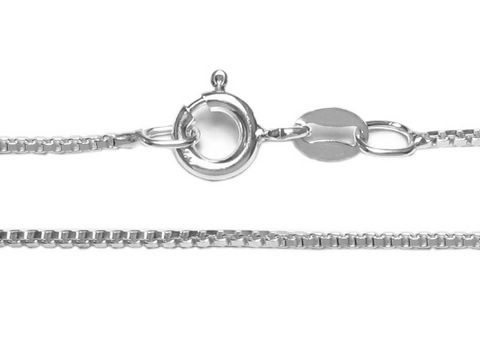 Veneziakette 42 cm aus Weißgold 333 mit einer Stärke von 1,1 x 1,1 mm, präsentiert von Juwelier Harnisch, zeichnet sich durch ihre feine Verarbeitung und eleganten Verschluss aus.