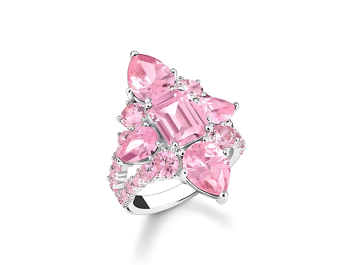 Cocktailring von Thomas Sabo aus Silber mit Zirkonia in Rosa-Pink, Größe 56, mit funkelnden, verschieden geformten pinken Steinen, charakteristischem Heritage Glam Design.