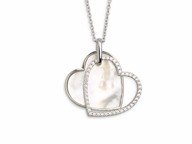 27000775-0 Zwei Herzen aus Silber und Perlmutt hängen an einer Xenox Sterling Silber Kette XS2778 mit einer Länge von 42-47 cm, umrahmt von funkelnden Zirkonia-Steinen, stilvolle Ankerkette.
