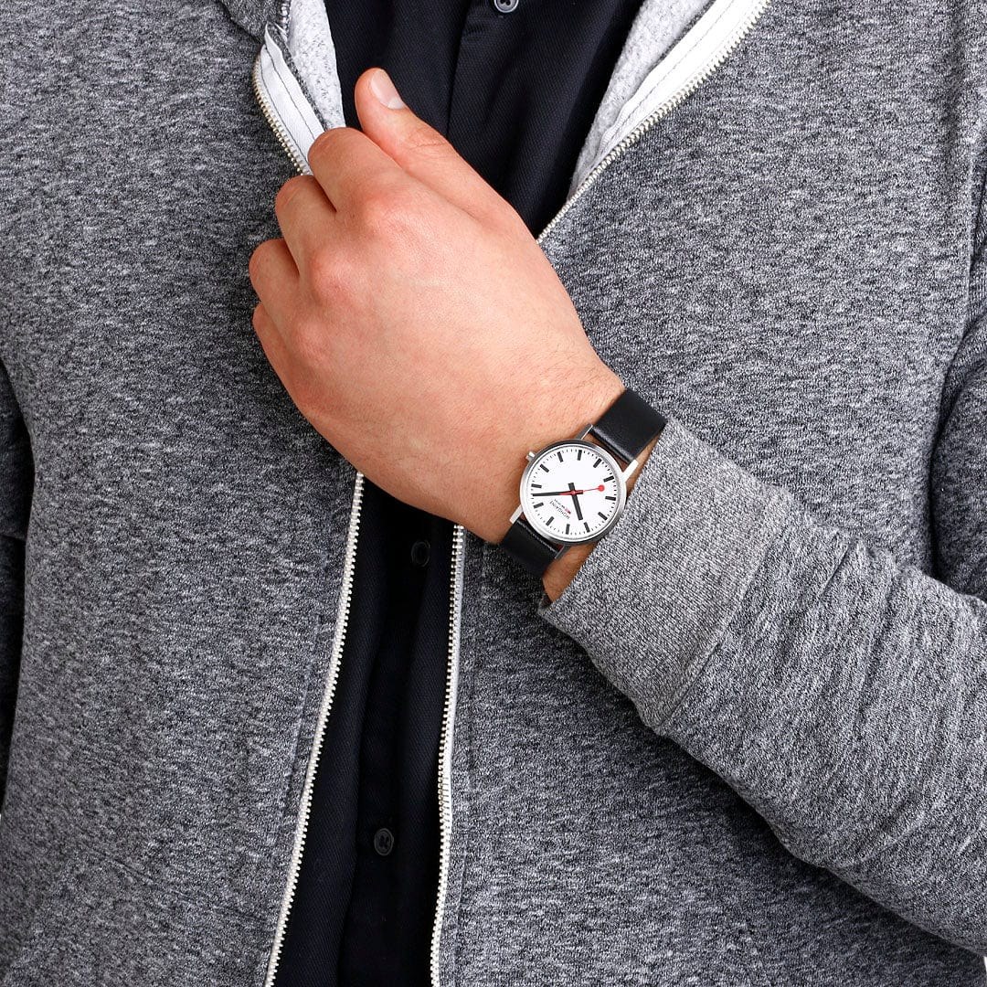 Mondaine Uhr Classic - A660.30314.16SBBV - 36 mm - Ziffernblatt Weiss – Ansicht 3