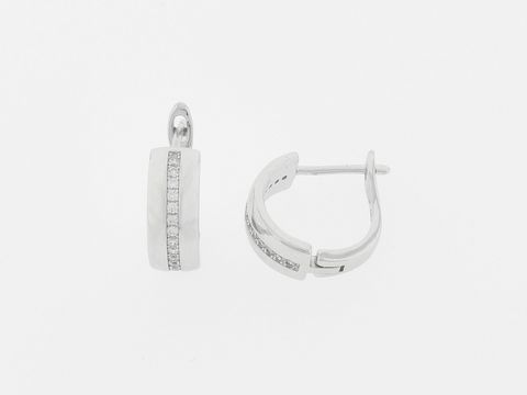 Silber Creolen mit einem Durchmesser von 1,2 cm, verziert mit Zirkonia-Steinen. Maße 15,4 x 5,8 x 2 mm, Hersteller Juwelier Harnisch, für ansprechende Ohrring-Dekoration.