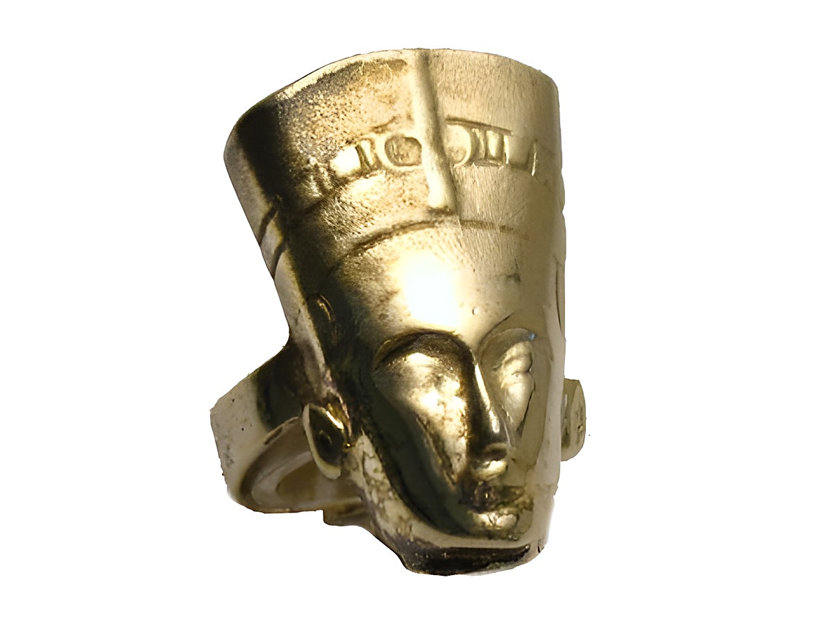 Nofretete Ring verstellbar in Silber vergoldet, antik, gestaltet in Form des Kopfes der Königin Nofretete, ohne Stein, gefertigt vom Juwelier Harnisch. – Ansicht 2