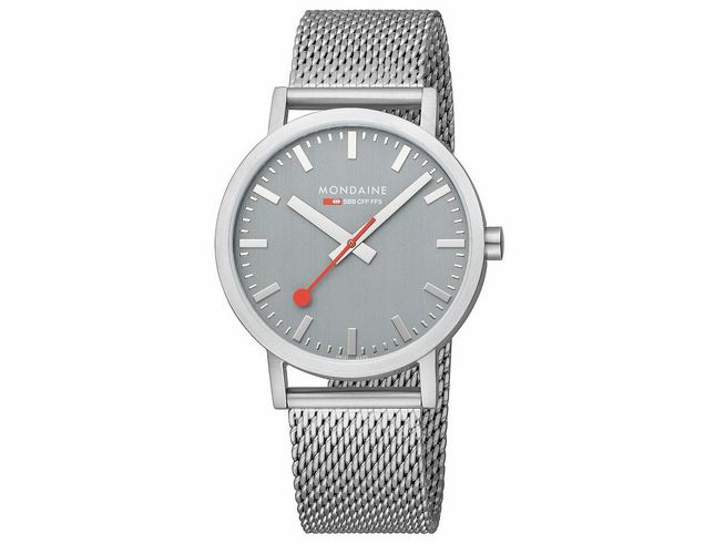 Mondaine Uhr Classic A660.30360.80SBJ mit 40 mm Durchmesser, grauem Ziffernblatt und edlem Milanaise-Armband in Silber, schlichte elegante Gestaltung für stilbewusste Träger.
