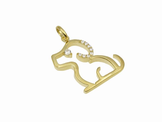 Ein goldvergoldeter Anhänger in Form eines Hundes aus 925 Sterling Silber, poliert, verziert mit Zirkonia-Steinen, ideal für Tierliebhaber. Hersteller ist Juwelier Harnisch.
