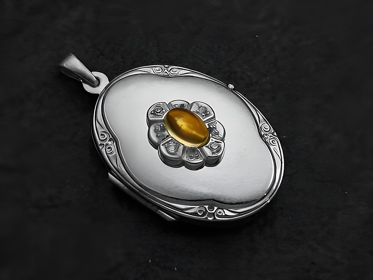 Citrin gelb Medaillon Cabochon aus Sterling Silber mit Brillanten von Juwelier Harnisch, elegant gestaltet und zeitlos im Design.