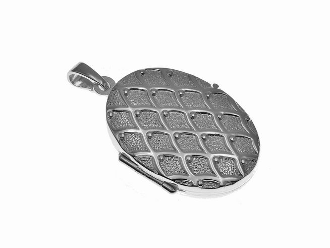 Silber Medaillon, oval und teilmattiert, zeitloses Design, hergestellt von Juwelier Harnisch, mit strukturiertem Oberflächenmuster. Ideal zur Aufbewahrung kleiner Erinnerungen.