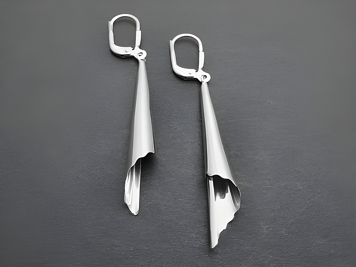 Silber Ohrringe - Kegel rhodiniert - designorientiert von Juwelier Harnisch, eleganter Ohrhänger ohne Stein, perfekt für stilvolle Outfits.