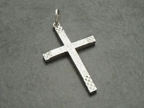 Kreuz Anhänger verziert echt Silber rhodiniert Hersteller Juwelier Harnisch mit Muster. Elegantes Design und hochwertige Verarbeitung für stilvolle Tragegelegenheit.