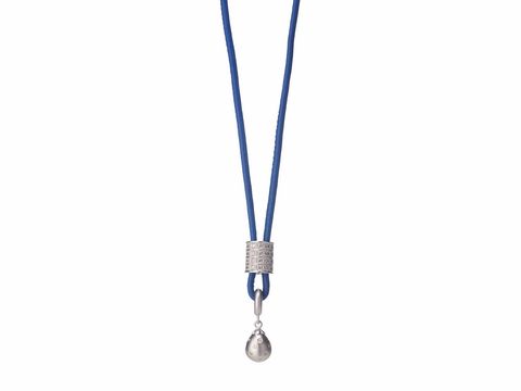 Endless Kette 13104 Blue Sapphire 120 cm Necklace aus Edelstahl Silber mit blauem Band und dekorativem Anhänger, ideal für stylishe Outfits und eleganten Look von Endless J.Lo.