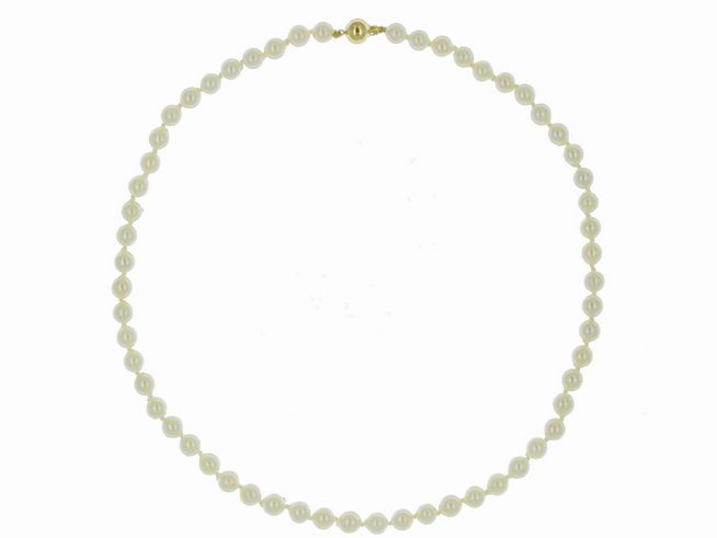 Perlenkette Akoya-Zuchtperlen 6,5-7 mm in Weiß, 46 cm lang, mit einem hochwertigen Gold 585 Verschluss, klassisches Design vom Hersteller Juwelier Harnisch.