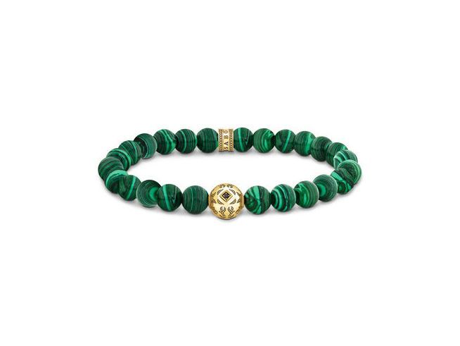 Armband aus gelbgold vergoldetem Silber mit grünem Malachit in einer Länge von 16 cm, mit dekorativem Element in der Mitte und runden Perlen. Ideal für eleganten Schmuck.