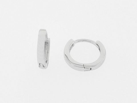 Silber Creolen mit einem Durchmesser von 0,9 cm und den Maßen 11 x 2,1 x 1,6 mm, Hersteller Juwelier Harnisch, bis 15 mm, elegant und zeitlos im Design.