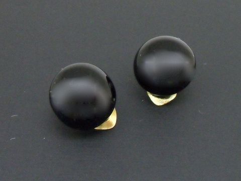 71683-0 Ohrclip in schwarz mit Onyx-Look, goldfarbener Anhängerteil, synthetische Zuchtperle, Hersteller Juwelier Harnisch, elegante und zeitlose Schmuckstücke für jeden Anlass.