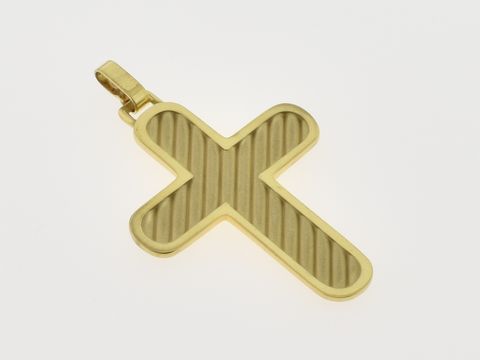 Gold Anhänger Kreuz aus 333 Gold, traumhaft und klassisch, hergestellt von Juwelier Harnisch, mit einer einzigartigen Struktur und edlem Design. Ideal für besondere Anlässe.
