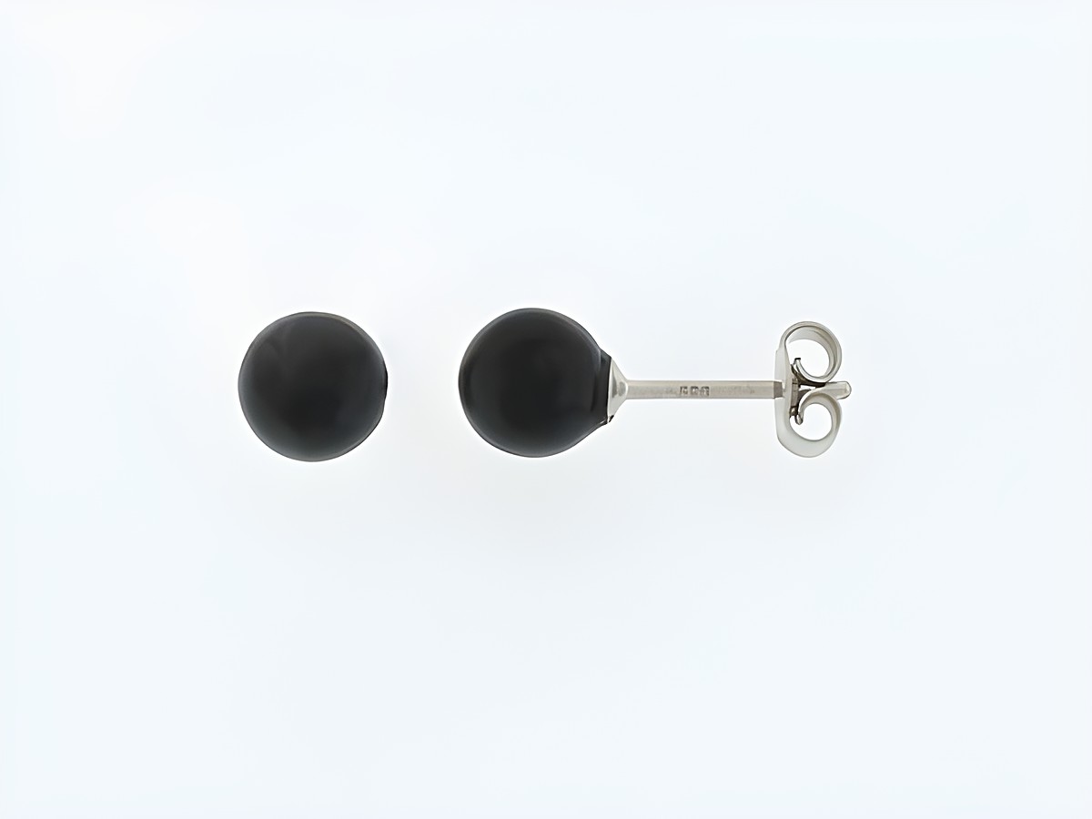 Silber Ohrringe mit Kugel aus Onyx, zeitloses Design, Stecker-Variation, Hersteller Juwelier Harnisch, ideal für jeden Anlass, elegant und dezent.