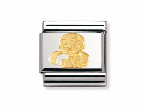 Die NOMINATION Classic Alice im Wunderland 030149 19 ist ein Charm mit einer goldenen Darstellung von Alice, auf einem silbernen Hintergrund, ideal für Armbänder.