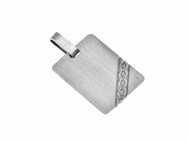 Silber Anhänger matt und quadratisch von Juwelier Harnisch, schlichtes Design mit einer dekorativen Kette auf einer Seite, ideal für persönliche Gravuren.