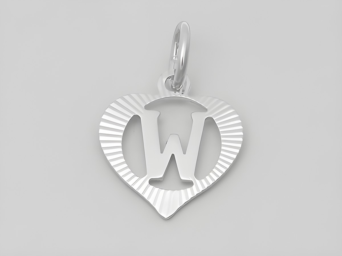 Silber Anhänger in Herzform mit dem Buchstaben W, diamantiert und aus 925 Silber, hergestellt von Juwelier Harnisch.